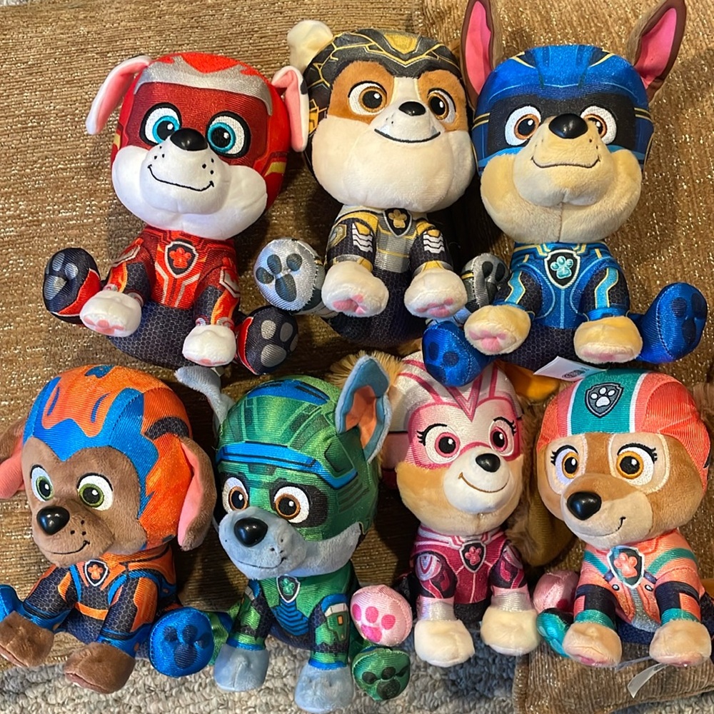NWOT Full Set of Paw Patrol Plushies
